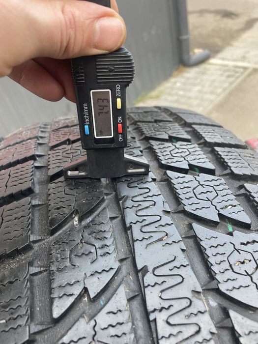 Гума зимова 265/65/17 Toyo Observer JSI-5