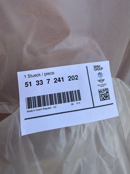 Friso Aro do Vidro Dianteiro Direito BMW SÉRIE 1