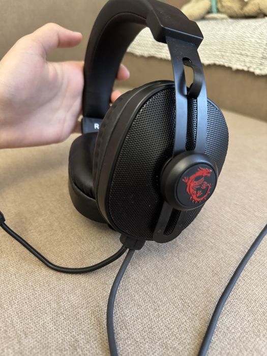 Ігрові навушники MSI в гарному стані