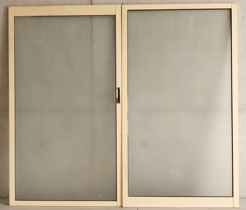 Portas de aluminio com vidro fosco