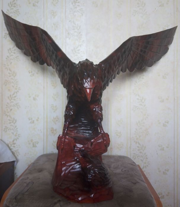 Статуэтка орла времён СССР