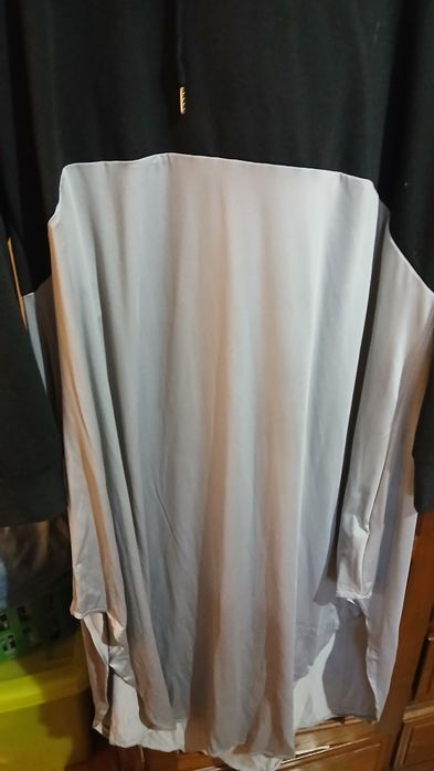 Vários vestidos de inverno