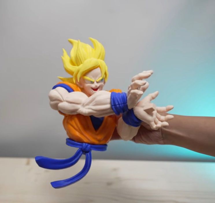 Busto Figura Goku Super Saiyan Kamehameha