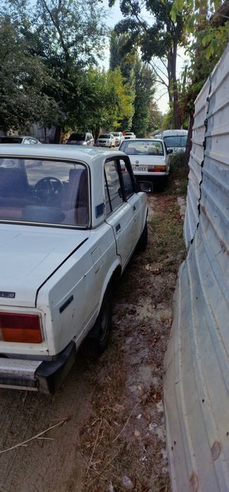 Продам ваз 2105 1982року