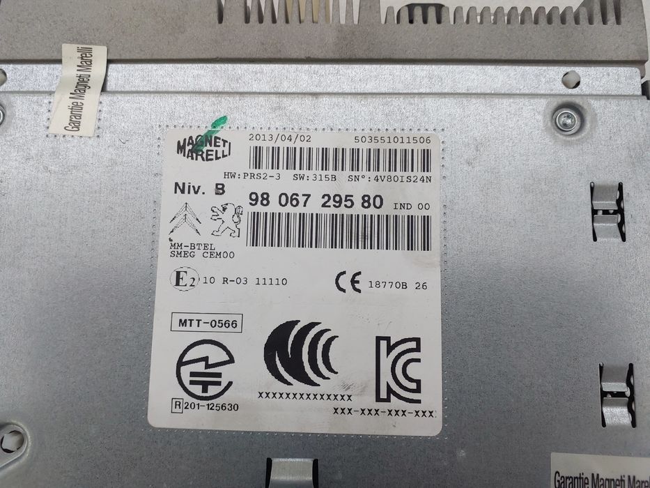 Rádio / auto-rádio PEUGEOT 208