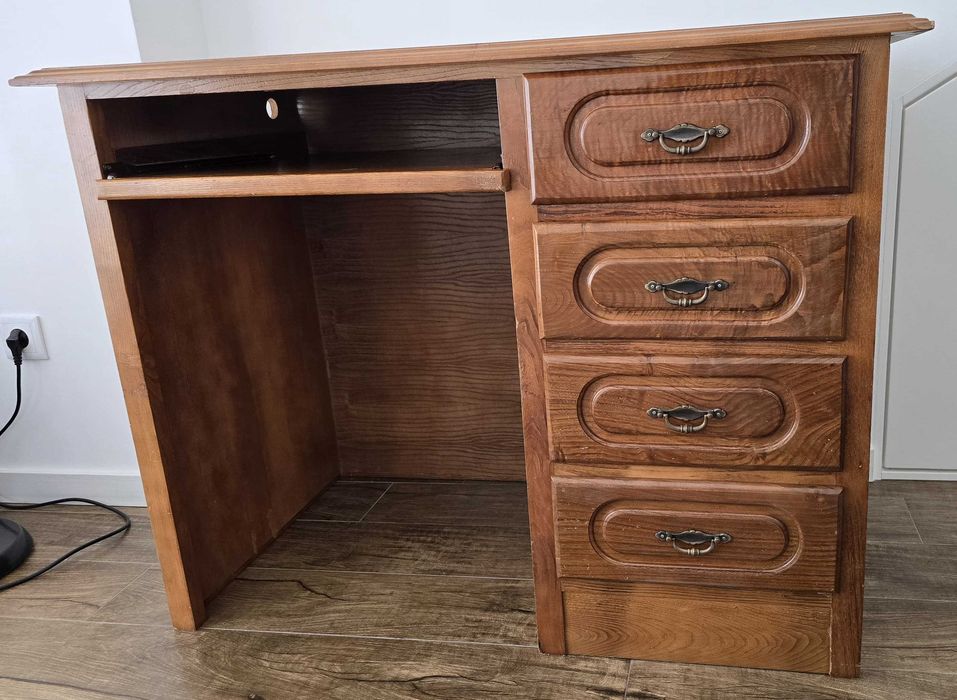 Secretária de madeira