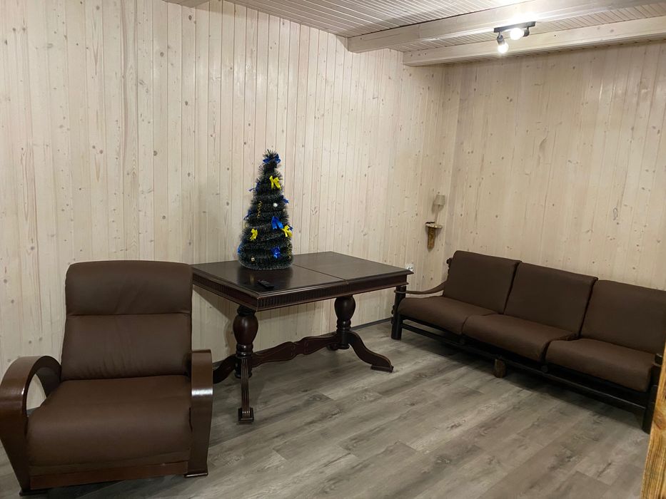 Оренда затишного БУДИНОЧКУ з Джакузі для відпочинку