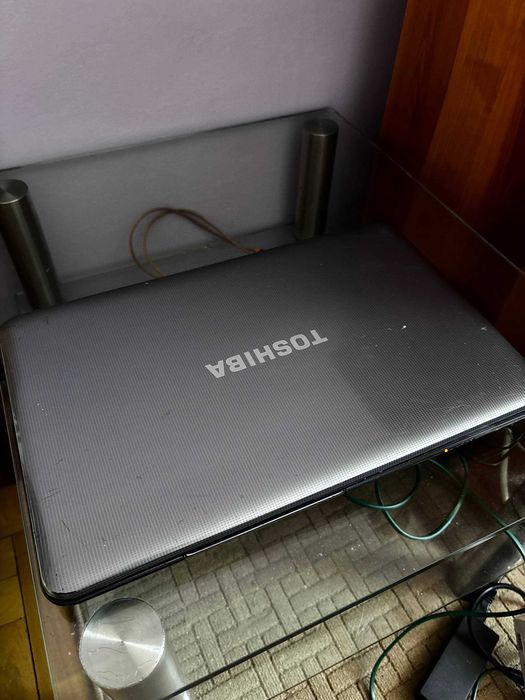 Laptop Toshiba L855-S5405 na części