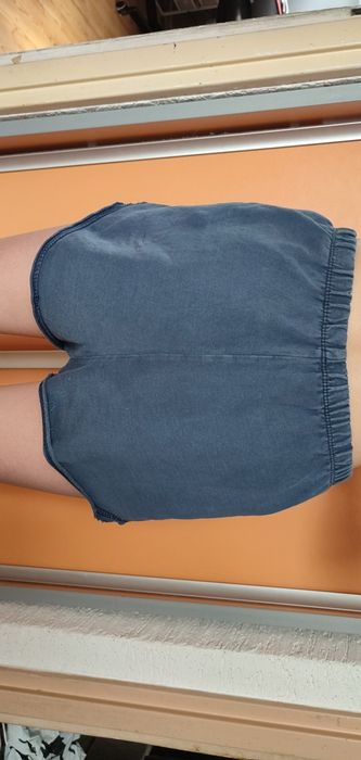 Spodenki Pull&Bear r.XS