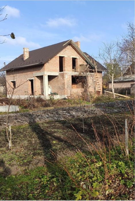 Продаж Будинок 180м² з гаражем та ділянкою 6 сот Ков'ярі 100000$