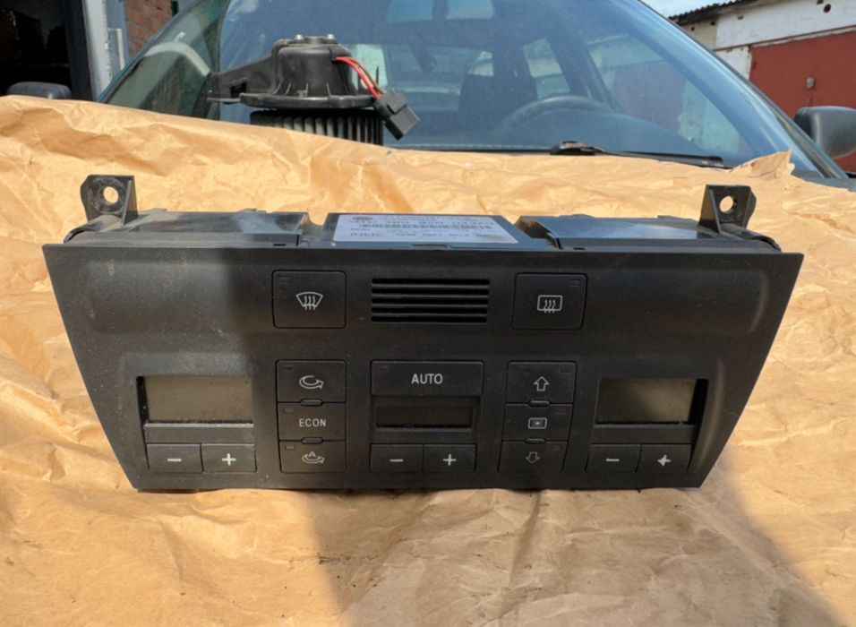 Блок управління клімат контролем до Audi A6c5