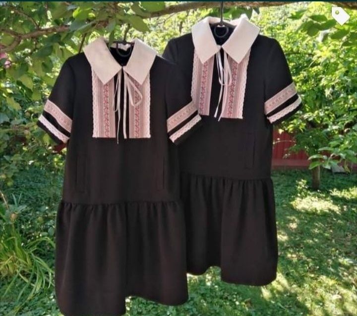 Сукня святкова літня шкільна.