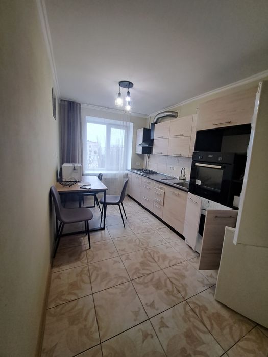 Продается 3ком.кв пл.Победы