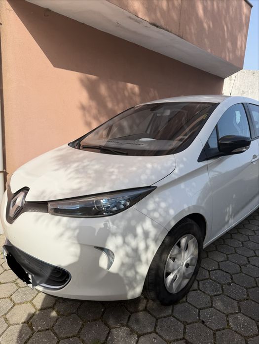 Renault Zoe Life (2014) – 80.000km – c/ Bateria - Excelente Estado
