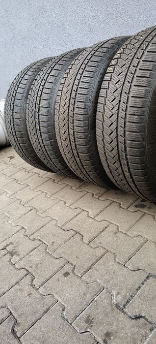 235/55/20 Continental