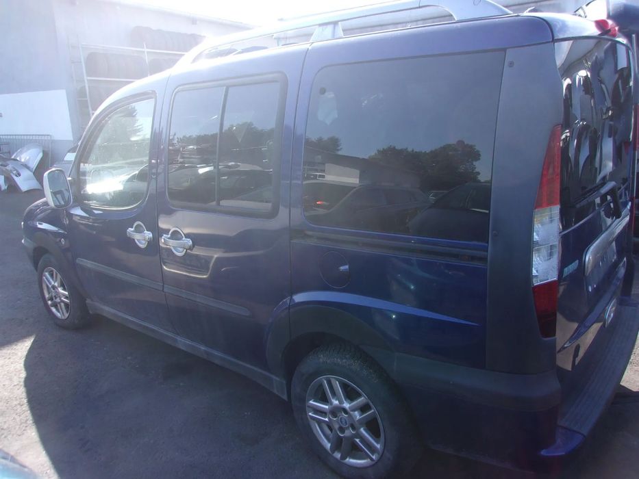 FIAT DOBLO MALIBU SZYBA UCHYLNA TYŁ LEWA PRAWA 03rSzyba