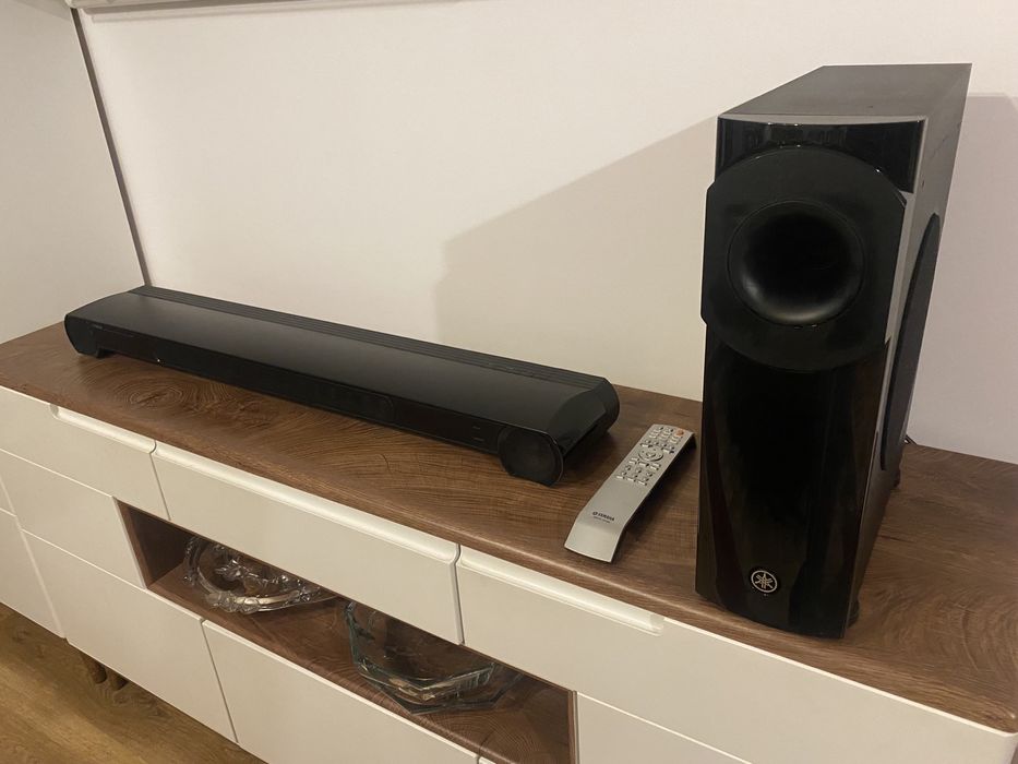 Soundbar yamaha ysp 3300  7.1 subwoofer jak 5100 ys4100 y 4300 y 5600