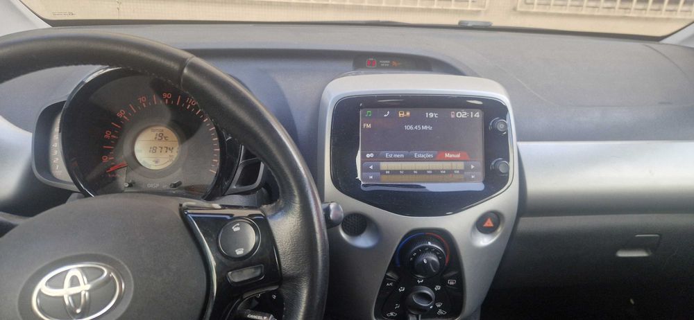 Toyota Aygo 1.0  X-Play -15