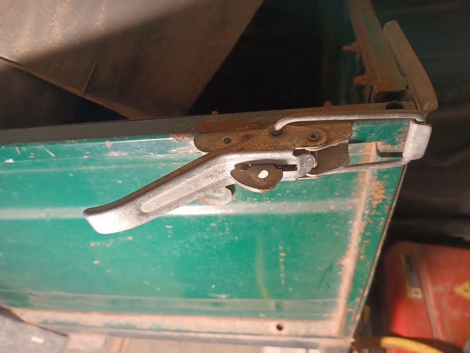 Прицеп автомобільний