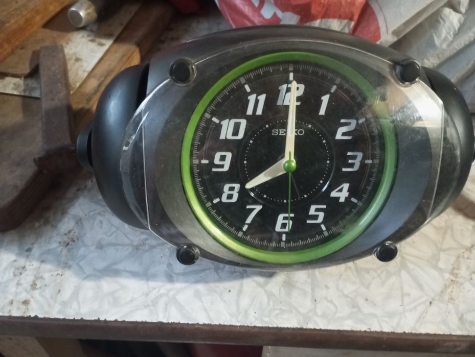 Часы будильник SEIKO QHK043J