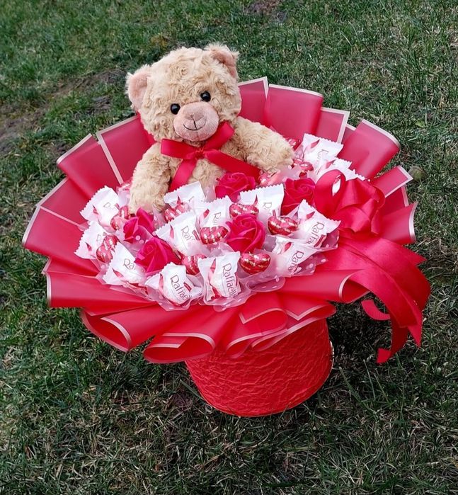 Подарунок на день закоханих,солодкі букети,день Святого Валентина