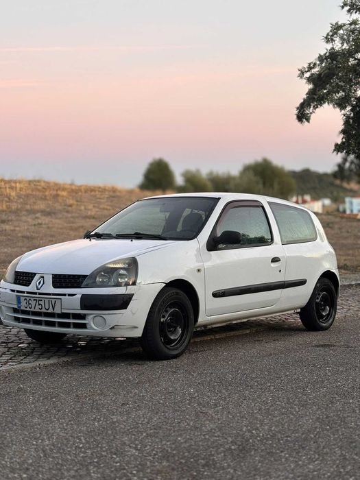 RENAULT CLIO 1.5 dCi 2003