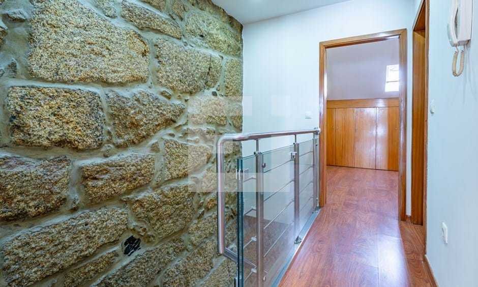 Moradia em banda à venda em Porto - Paranhos