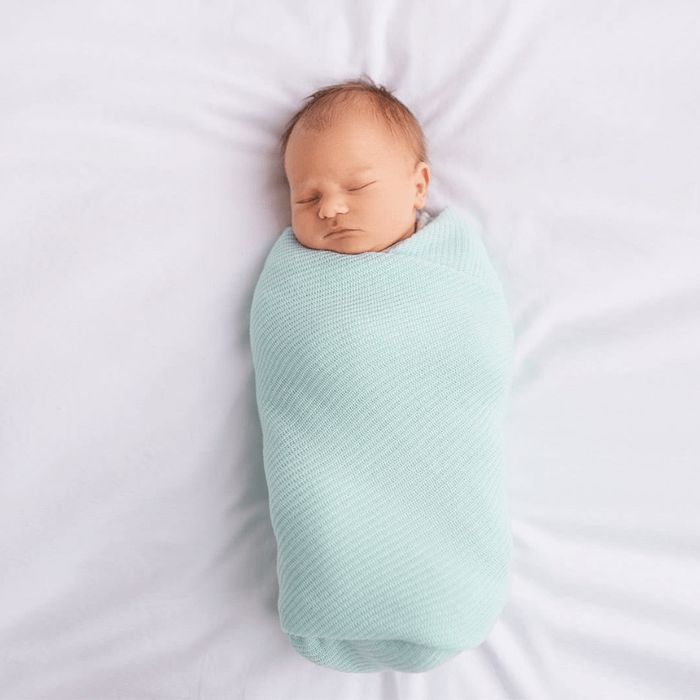 Lekki dzianinowy kocyk mgiełka mięta - LULLALOVE