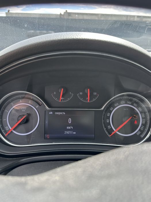 Продам Opel  Insignia 2014 рік