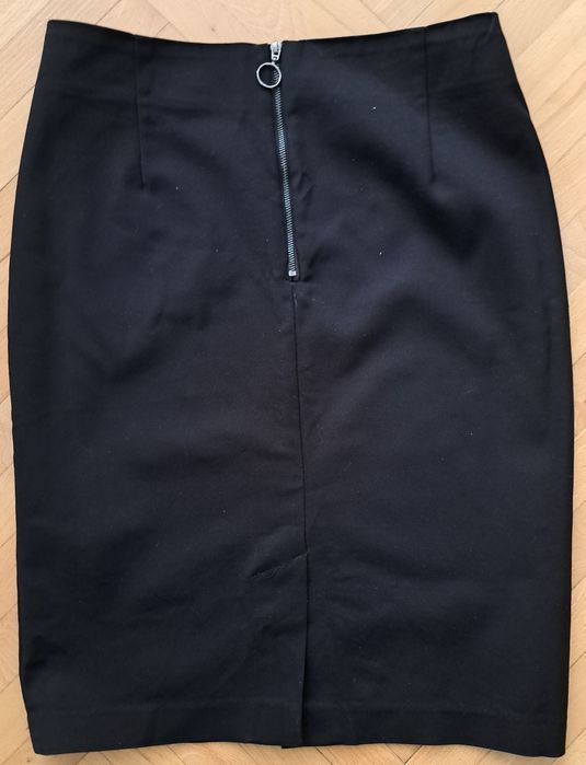 Spódnica czarna Reserved