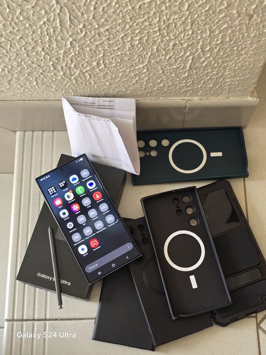 Vendo ou troco Samsung s24 ultra 5 g ler a descrição negociável