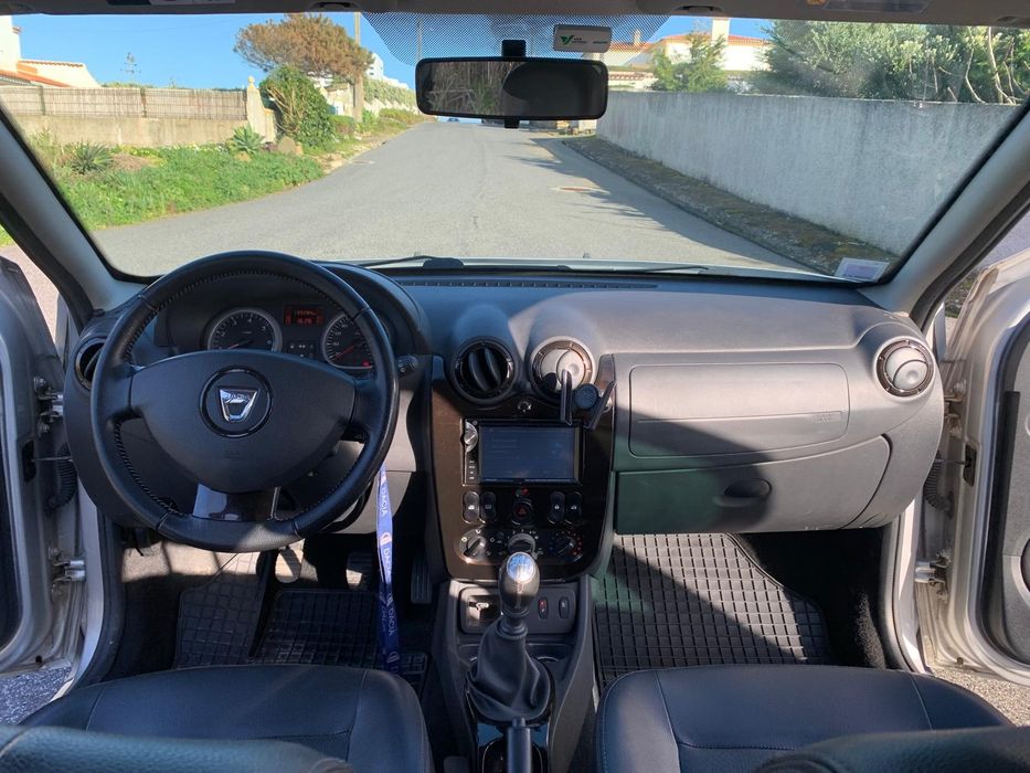 Dácia Duster Prestige, versão 4x2 1.5dci 110cv nacional.