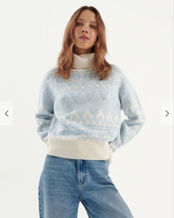 Жіночий в’язаний зимовий светр від бренду House, розмір XS