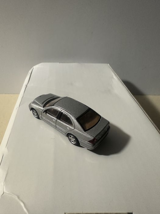 Mercedes class C escala 1:87