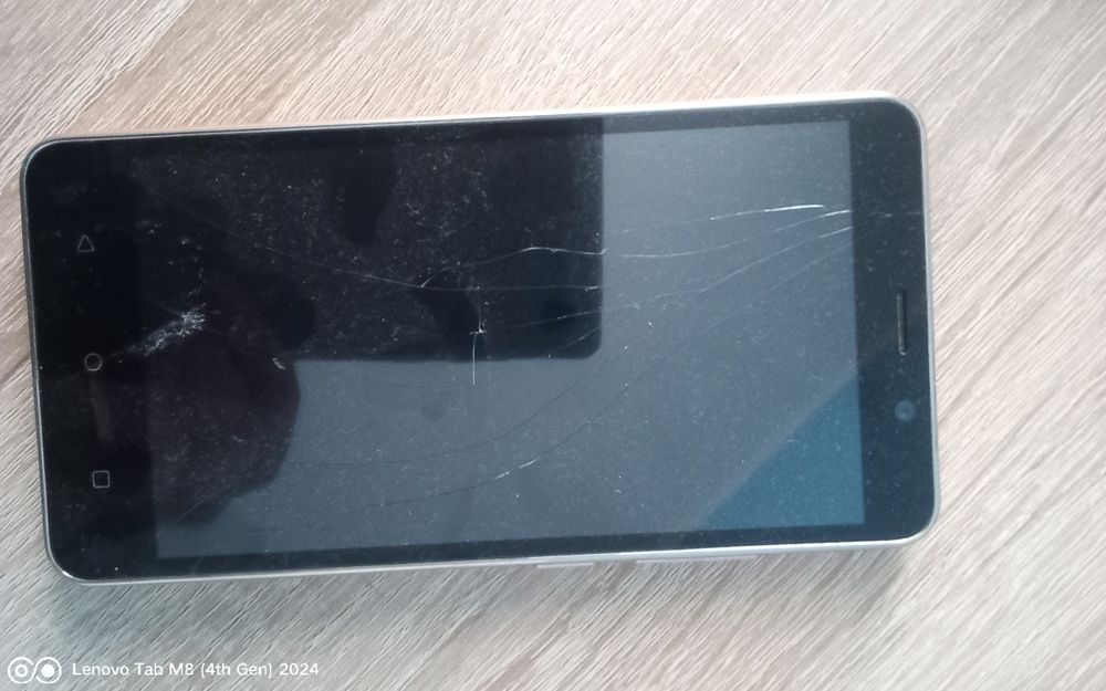 Telefon Qsmart ..