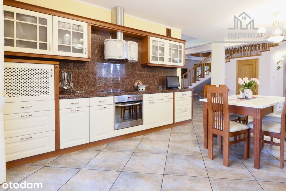 Prestiżowa nieruchomość w Koźminie | 340m2