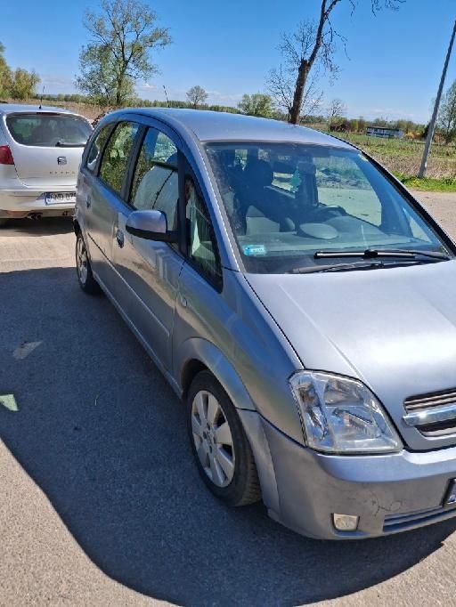Sprzedam auto osobowe Opel Meriva A