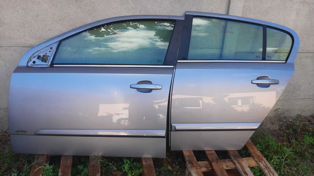 lak. Z163 drzwi lewe przód lub tył Opel Astra H hatchback HB kompletne