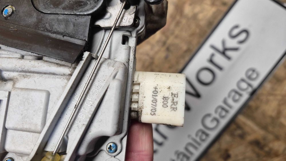 AUDI A4 B6-B7 8E/Seat/Skoda/Etc - Fechadura Trás Direita 8E0.839016AA