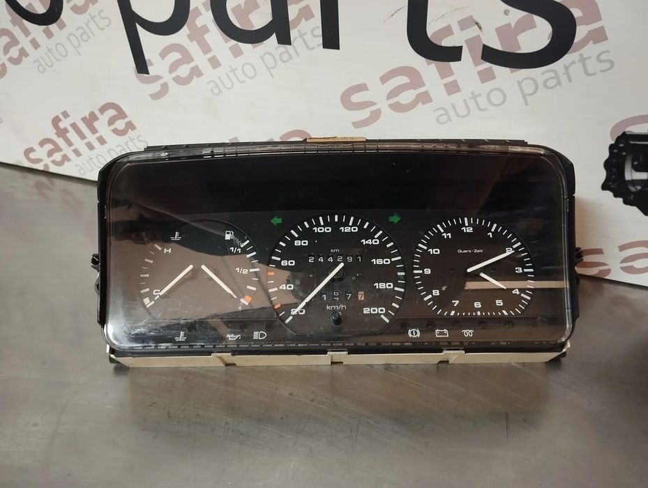 QUADRANTE VOLKSWAGEN TRANSPORTER T4 2.4D REF. 701919033DK 701919059AC