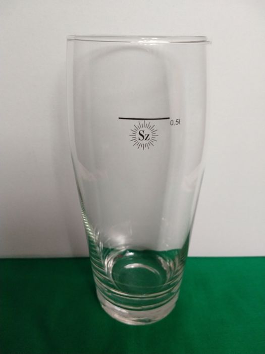 Szklanki z Huty Krosno 0.5 L 6 sztuk nieużywane