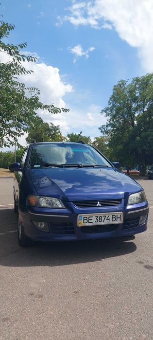 Mitsubishi space star 2003