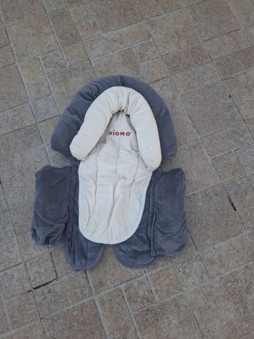 Suporte para cabeça e corpo do bebé