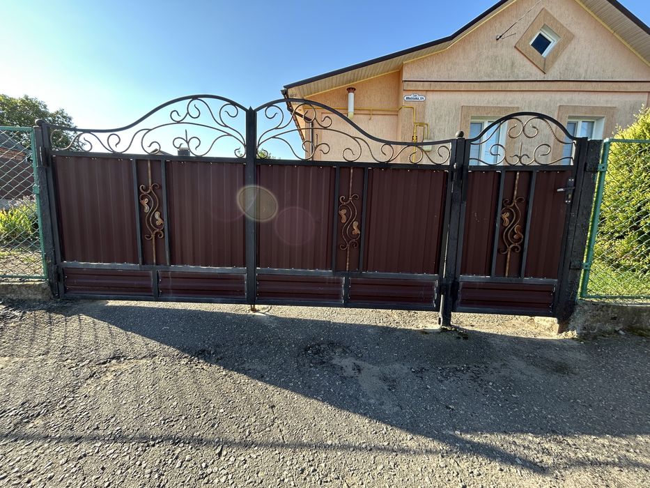 Продам  розпашні ворота