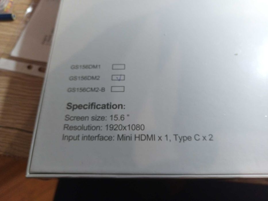 Продам  новий портативний   монітор 15.6″