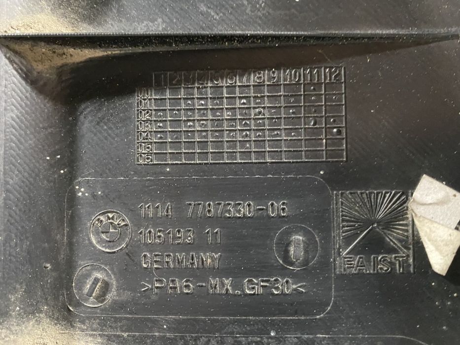 Крышка мотору BMW E46 M47N Рестайл Декоративна Кришка БМВ Е46 2.0 д