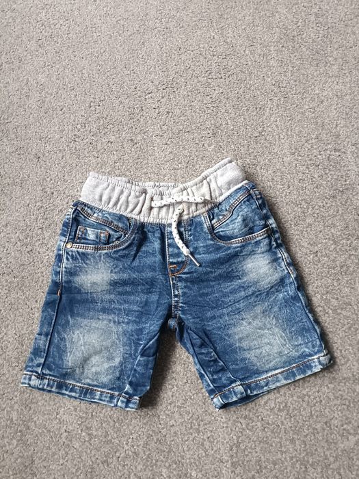 Krótkie dżinsowe spodenki