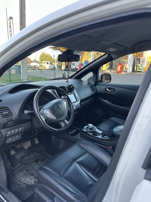 Nissan Leaf 2014