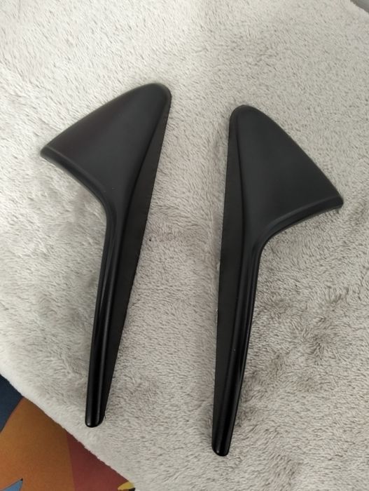 Cover piscas Tesla model 3.