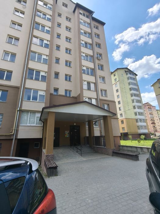 Здана ,цегляна новобудова з котлом ,електрикою і опаленням,терміново